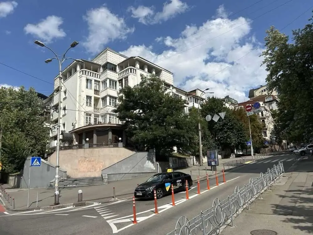 Фото Selling a 2-room apartment, 54 sq.m., Kruhlouniversytetska Street 2/1 Kyiv, price: 139000 USD, code 6025
