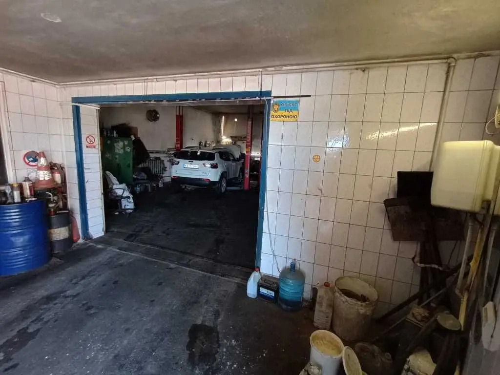 Фото Продаю паркінг, гараж, 225 кв. м, Миколи Закревського вул. (Милославська)  Київ, ціна: 160000 USD, код 6029