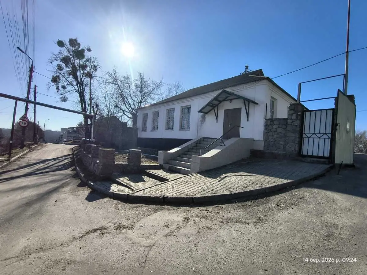Фото Selling a warehouse, 1760 sq.m., Yuriya Illienka Street (Fedorenka Street)  Kaniv, price: 190000 USD, code 6031
