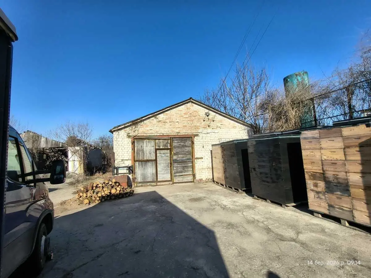 Фото Selling a warehouse, 1760 sq.m., Yuriya Illienka Street (Fedorenka Street)  Kaniv, price: 190000 USD, code 6031