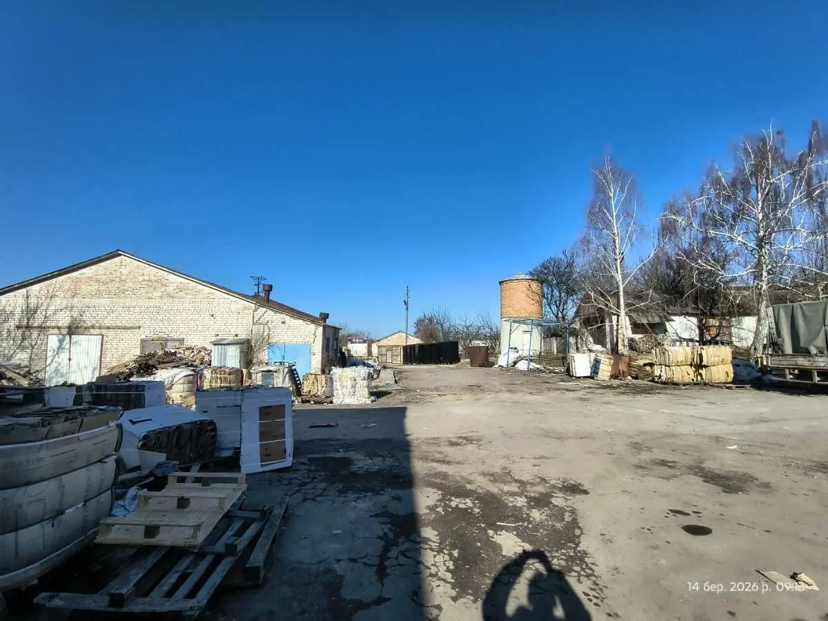 Фото Selling a warehouse, 1760 sq.m., Yuriya Illienka Street (Fedorenka Street)  Kaniv, price: 190000 USD, code 6031
