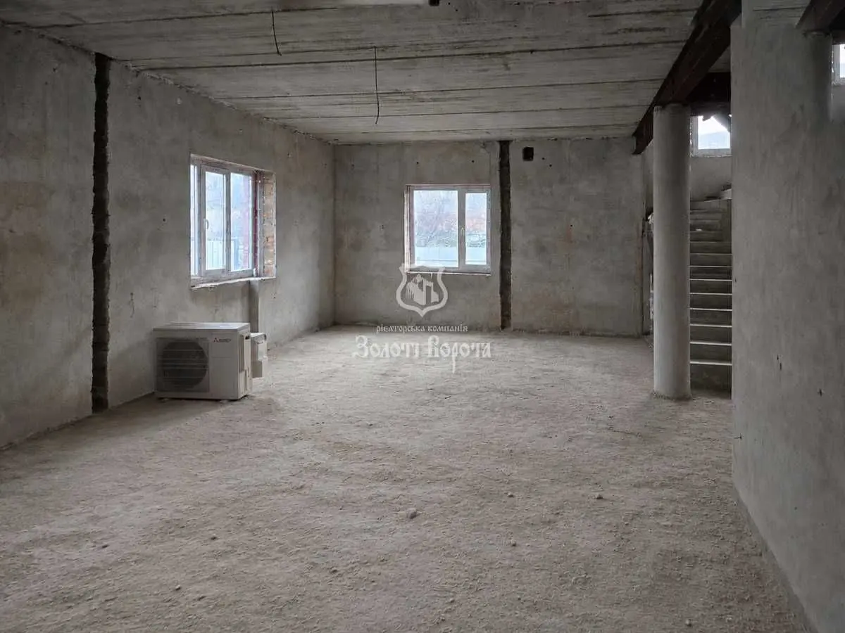 Фото Продаю дом, 269 кв. м, 16-я Садовая ул.  Киев, цена: 90000 USD, код 6052