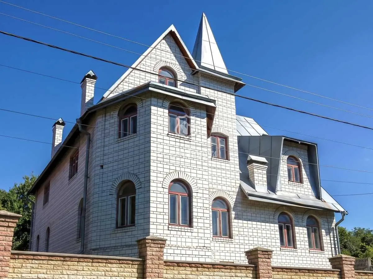 Фото Продаю дом, 300 кв. м, Пироговская ул.  Хотов, цена: 80000 USD, код 6053