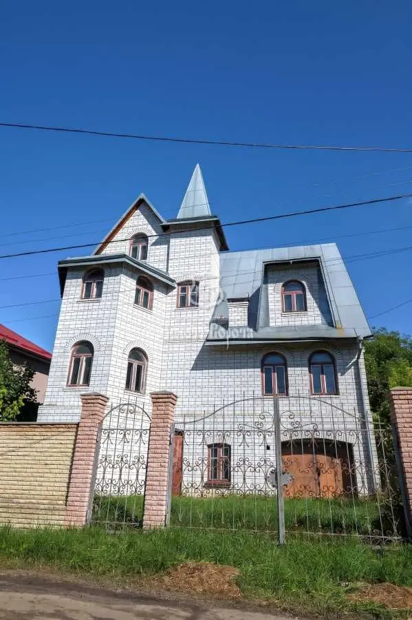 Фото Продаю дом, 300 кв. м, Пироговская ул.  Хотов, цена: 80000 USD, код 6053