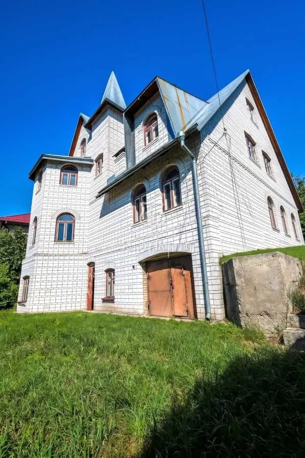 Фото Продаю дом, 300 кв. м, Пироговская ул.  Хотов, цена: 80000 USD, код 6053