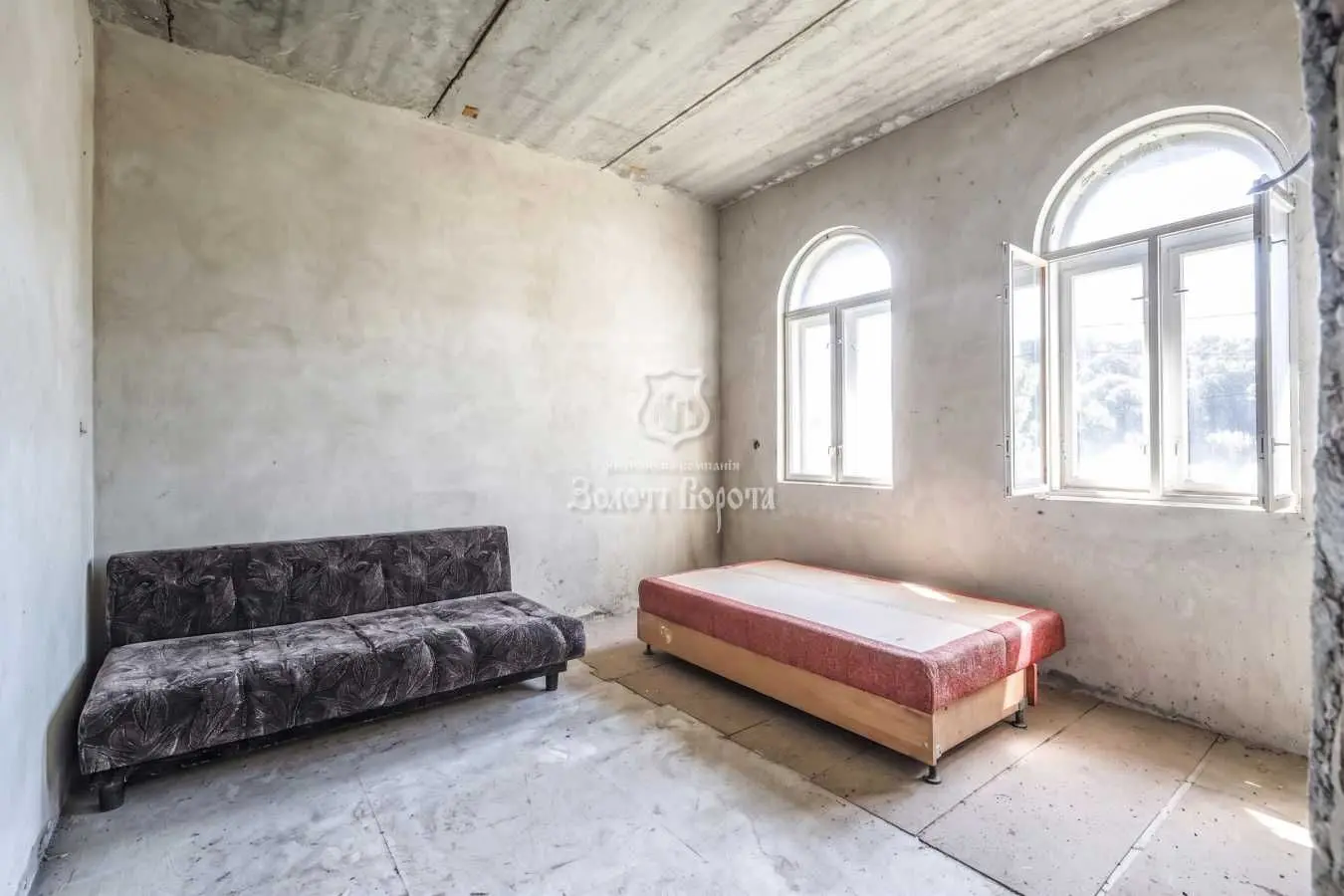 Фото Продаю дом, 300 кв. м, Пироговская ул.  Хотов, цена: 80000 USD, код 6053