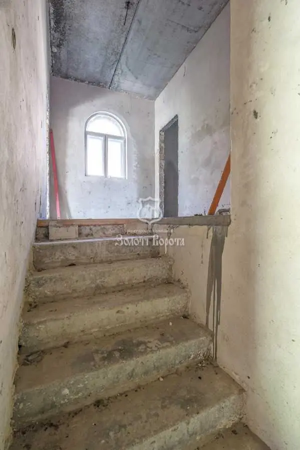 Фото Продаю дом, 300 кв. м, Пироговская ул.  Хотов, цена: 80000 USD, код 6053