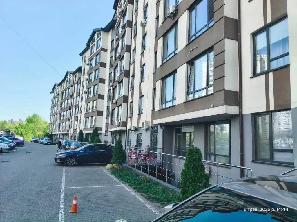 Фото Selling a 2-room apartment, 56.4 sq.m., Liskivska Street  Kyiv, price: 99000 USD, code 6063