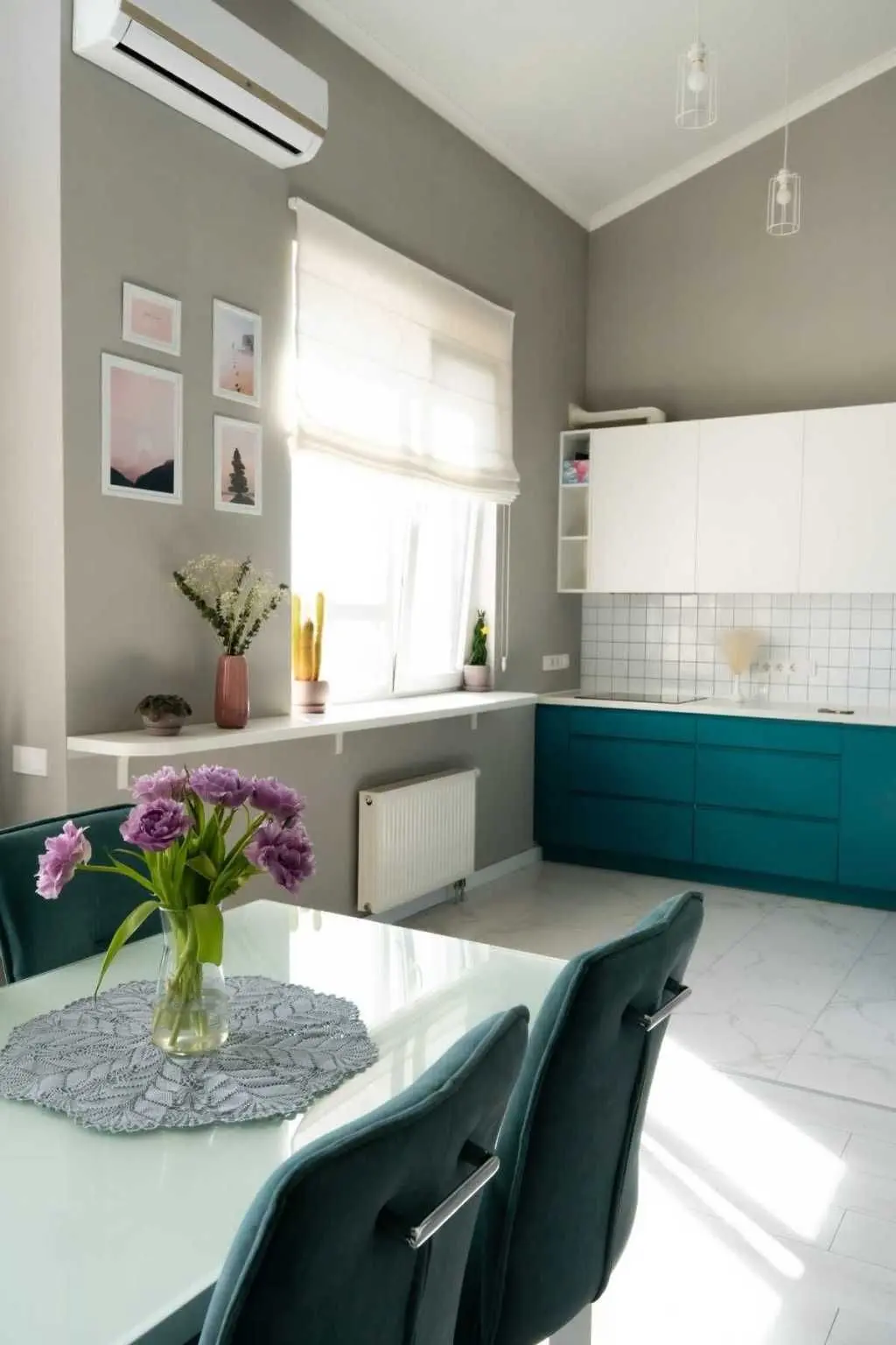 Фото Selling a 2-room apartment, 56.4 sq.m., Liskivska Street  Kyiv, price: 99000 USD, code 6063