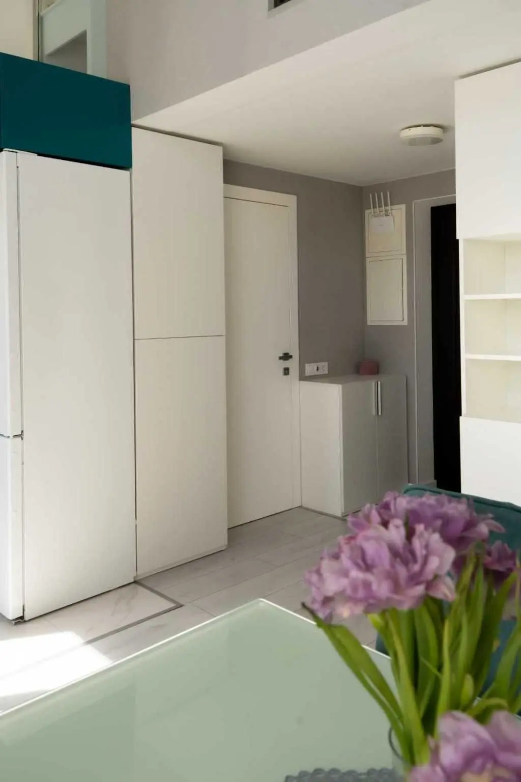 Фото Selling a 2-room apartment, 56.4 sq.m., Liskivska Street  Kyiv, price: 99000 USD, code 6063