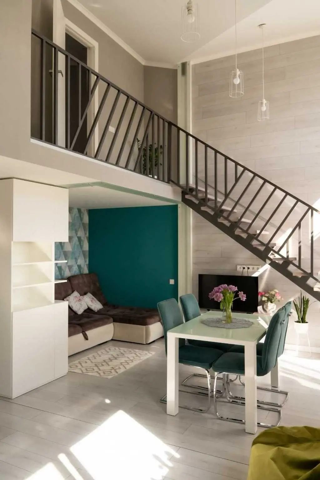 Фото Selling a 2-room apartment, 56.4 sq.m., Liskivska Street  Kyiv, price: 99000 USD, code 6063
