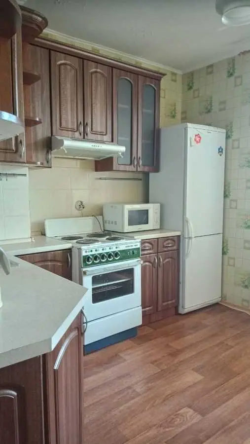 Фото Продаю 1 кімнатну квартиру, 43.3 кв. м, Урлівська вул.  Київ, ціна: 63000 USD, код 6069
