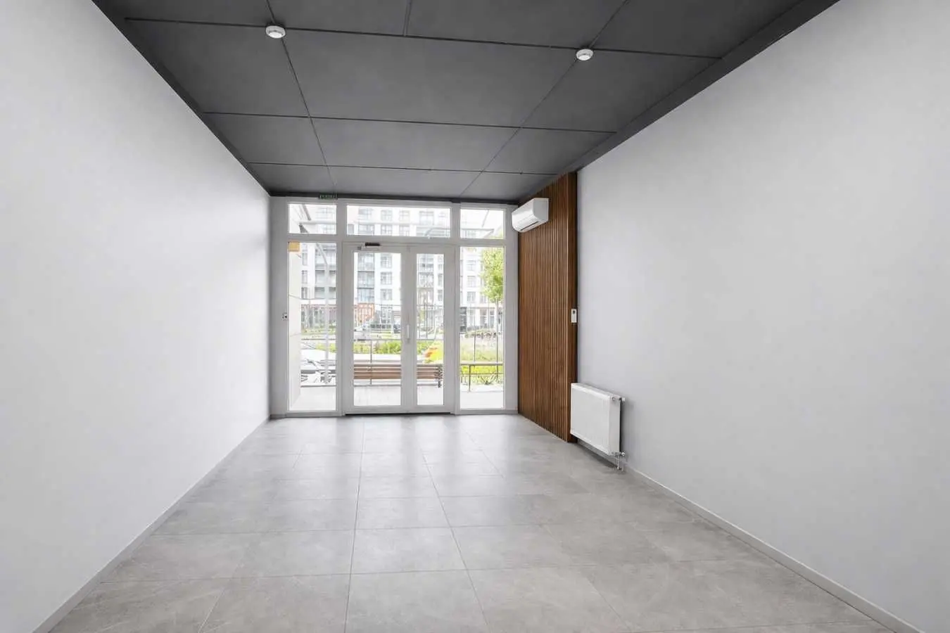 Фото Rent a retail space, Tyraspolska Street  Kyiv for long-term rent, price: 40400 UAH, code 6071