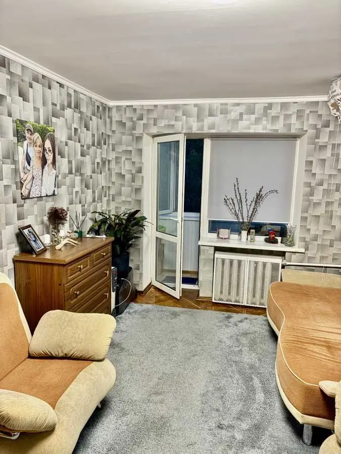 Фото Selling a 2-room apartment, 44 sq.m., Saliutna Street 9 Kyiv, price: 62000 USD, code 6075