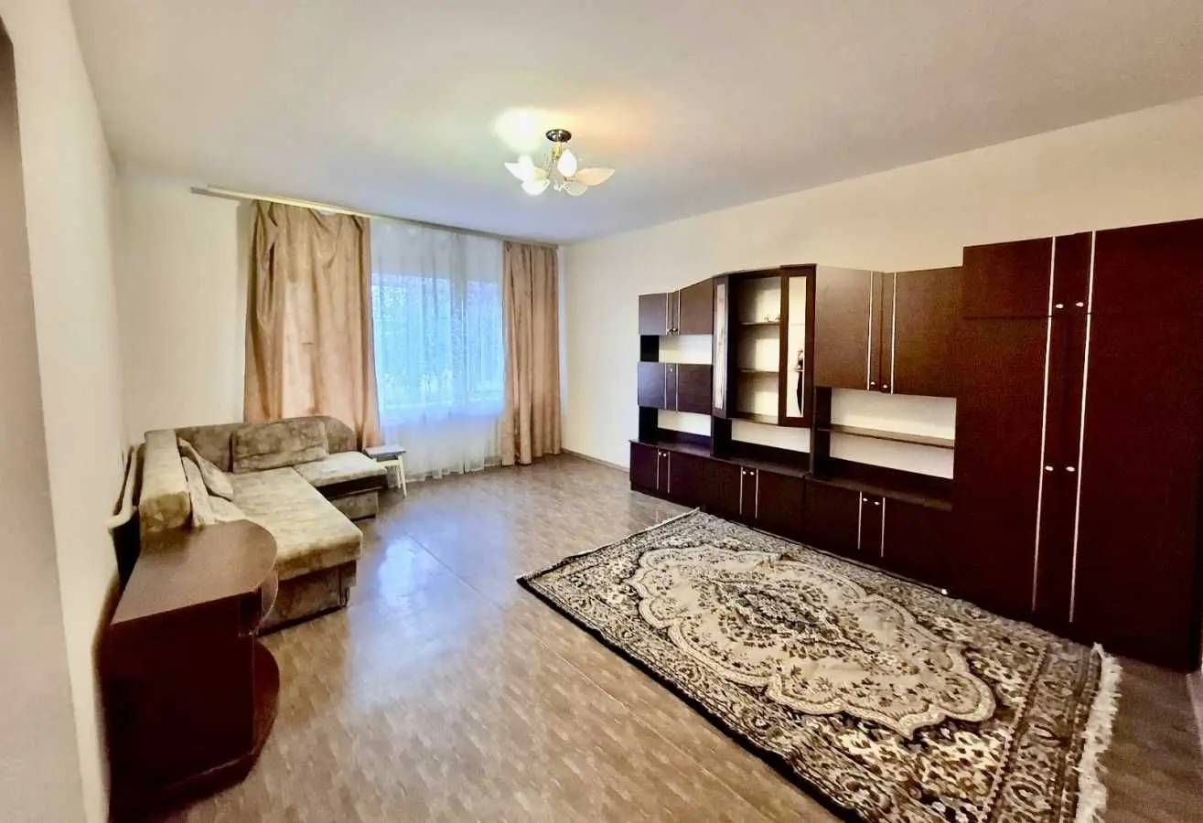 Фото Rent a 2-room apartment, Pereyaslavska street (Yevhena Kharchenka street)  Kyiv for long-term rent, price: 15000 UAH, code 6078