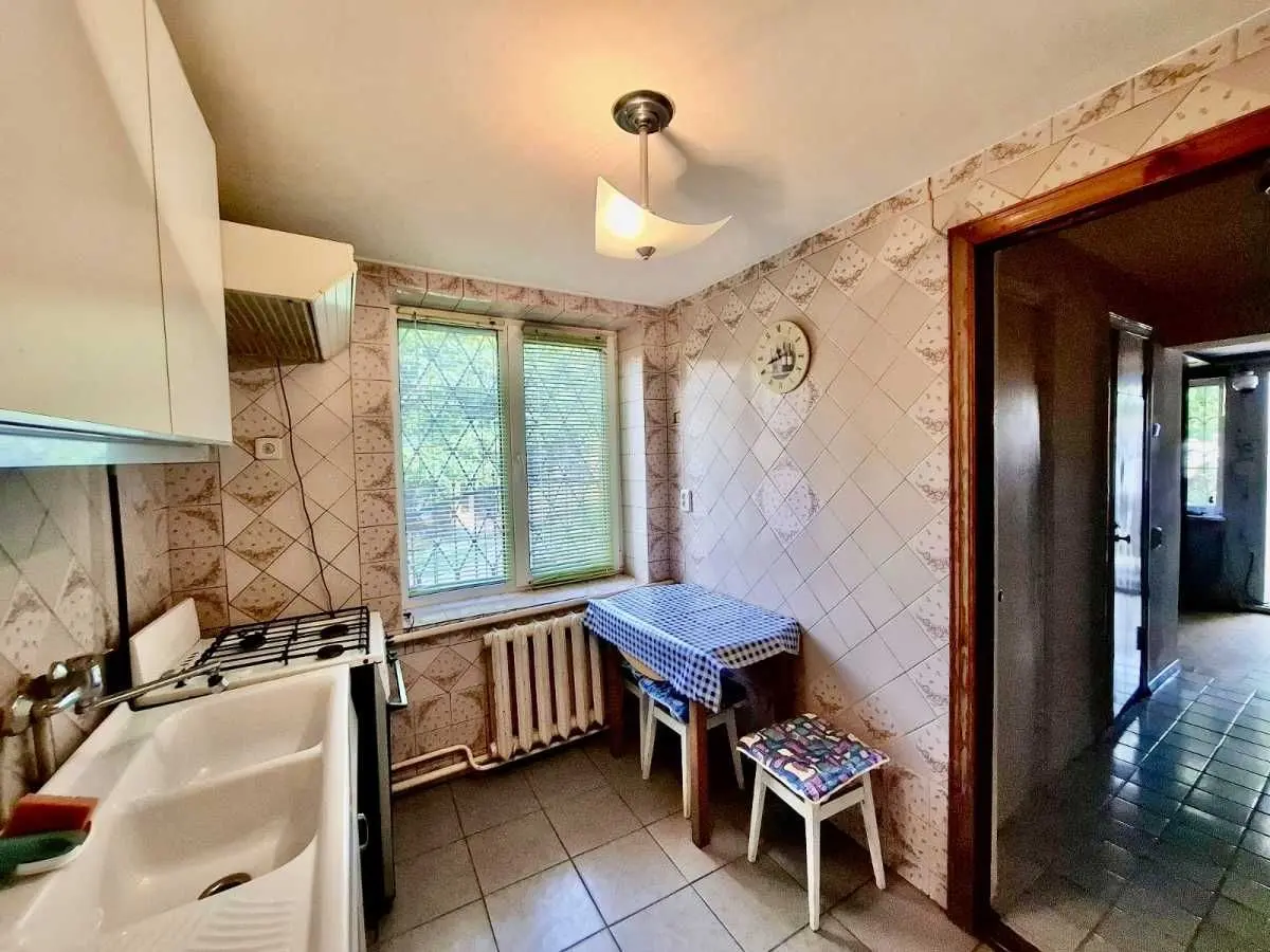 Фото Rent a 2-room apartment, Pereyaslavska street (Yevhena Kharchenka street)  Kyiv for long-term rent, price: 15000 UAH, code 6078