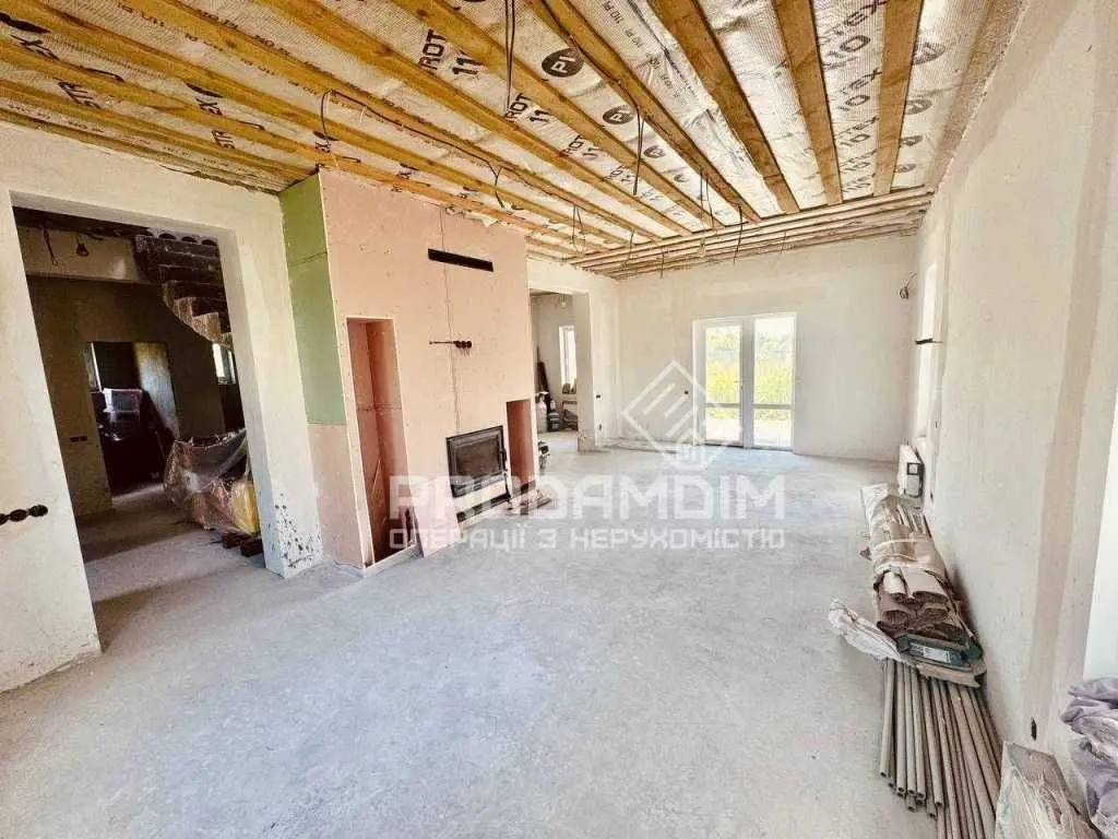 Фото Продаю дом, 146.4 кв. м, Промышленная ул.  Старі Петрівці, цена: 129920 USD, код 6079