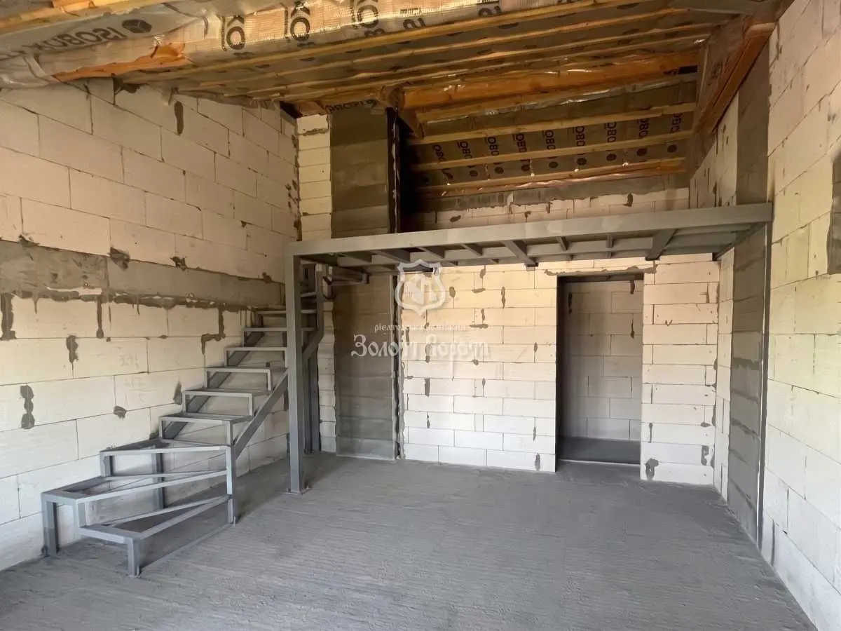 Фото Продаю 1-комнатную квартиру, 36.3 кв. м, Вишнёвая ул.  Киев, цена: 45000 USD, код 6081