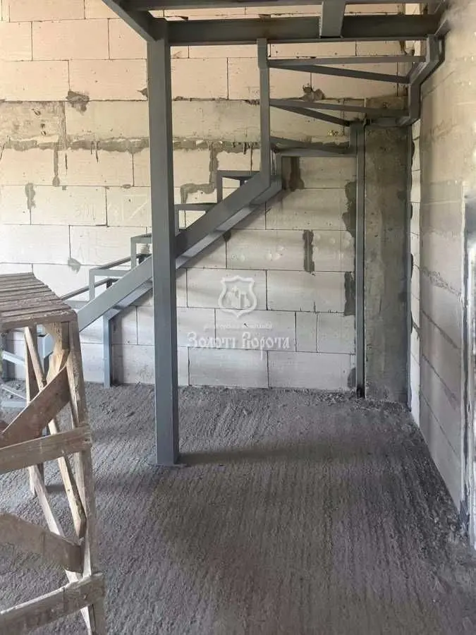 Фото Продаю 1-комнатную квартиру, 36.3 кв. м, Вишнёвая ул.  Киев, цена: 45000 USD, код 6081