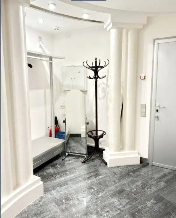 Фото Rent an office, Velyka Vasylkivska Street  Kyiv for long-term rent, price: 120000 UAH, code 6083