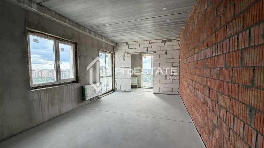 Фото Selling a 1-room apartment, 29 sq.m., Mykhaila Maksymovycha Street (Onufriia Trutenka Street)  Kyiv, price: 55000 USD, code 6092