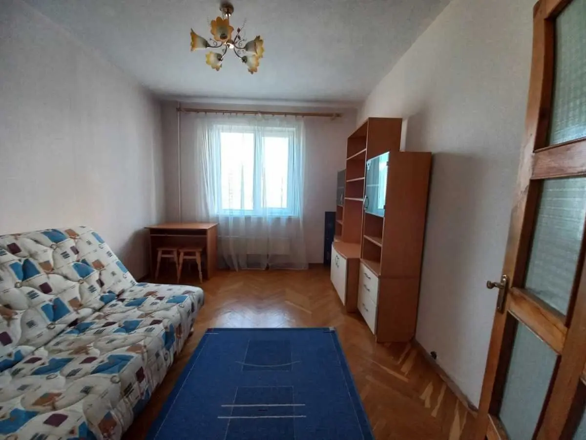 Фото Зняти 3 кімнатну квартиру, Анни Ахматової вул. 19 Київ в довгострокову оренду, ціна: 5000 UAH, код 6103