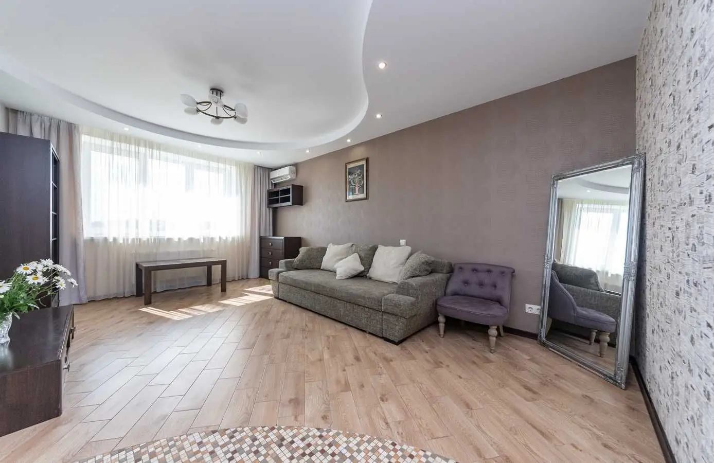 Фото Selling a 2-room apartment, 86 sq.m., Holosiivska Street 13б Kyiv, price: 187000 USD, code 6104