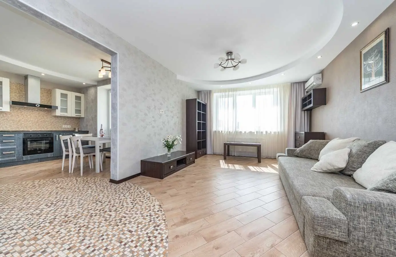 Фото Selling a 2-room apartment, 86 sq.m., Holosiivska Street 13б Kyiv, price: 187000 USD, code 6104