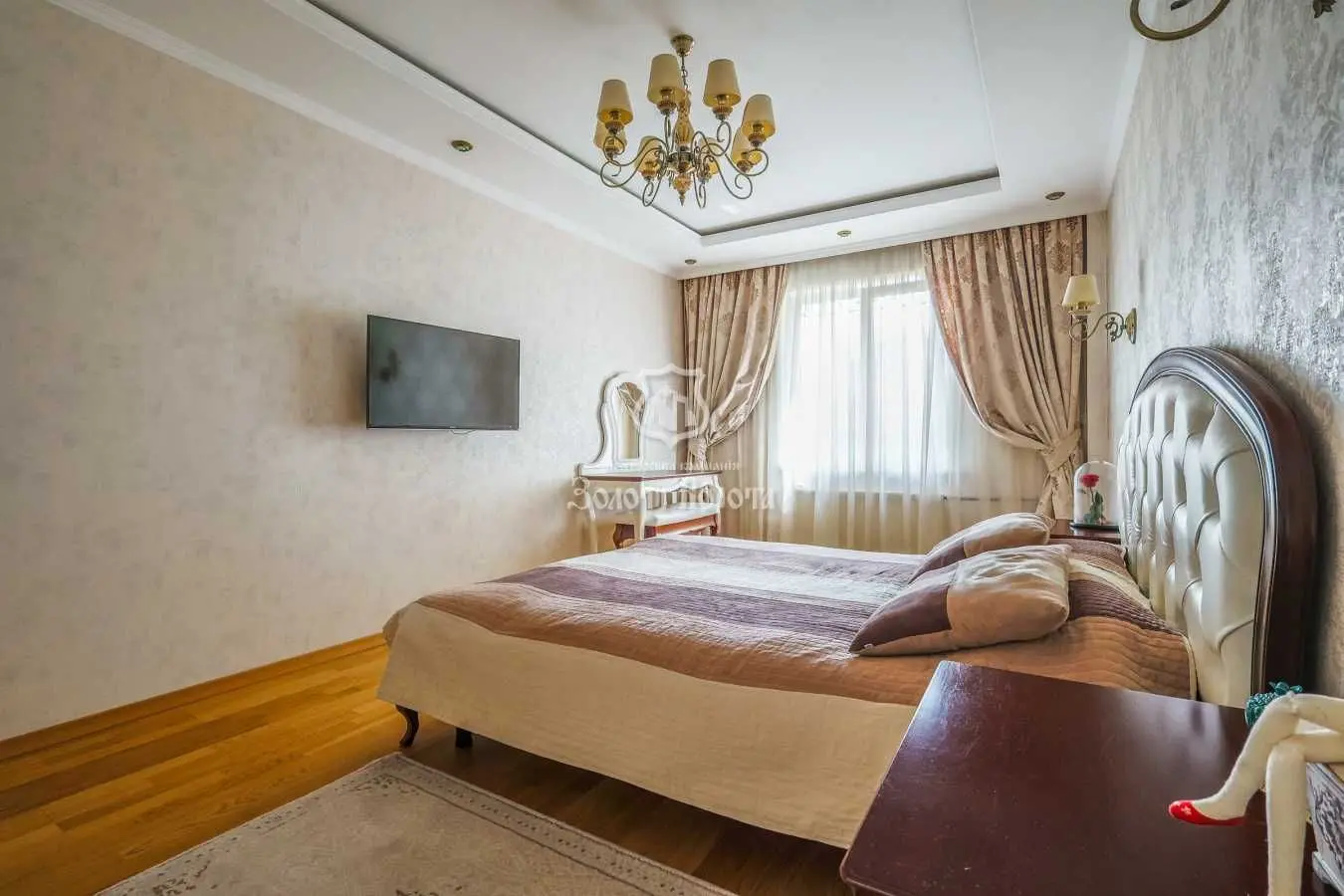 Фото Продаю 3-комнатную квартиру, 98.6 кв. м, Святоюрьевская ул.  Вишнёвое, цена: 155000 USD, код 6106