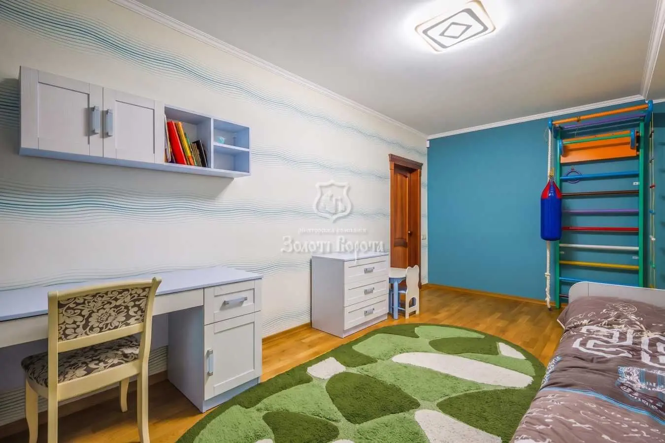 Фото Продаю 3-комнатную квартиру, 98.6 кв. м, Святоюрьевская ул.  Вишнёвое, цена: 155000 USD, код 6106