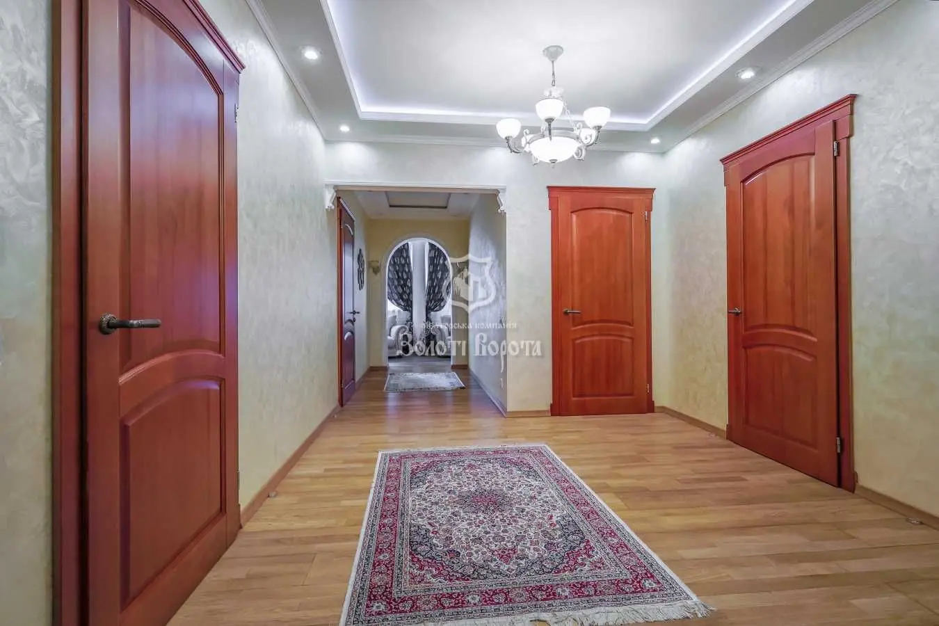 Фото Продаю 3-комнатную квартиру, 98.6 кв. м, Святоюрьевская ул.  Вишнёвое, цена: 155000 USD, код 6106