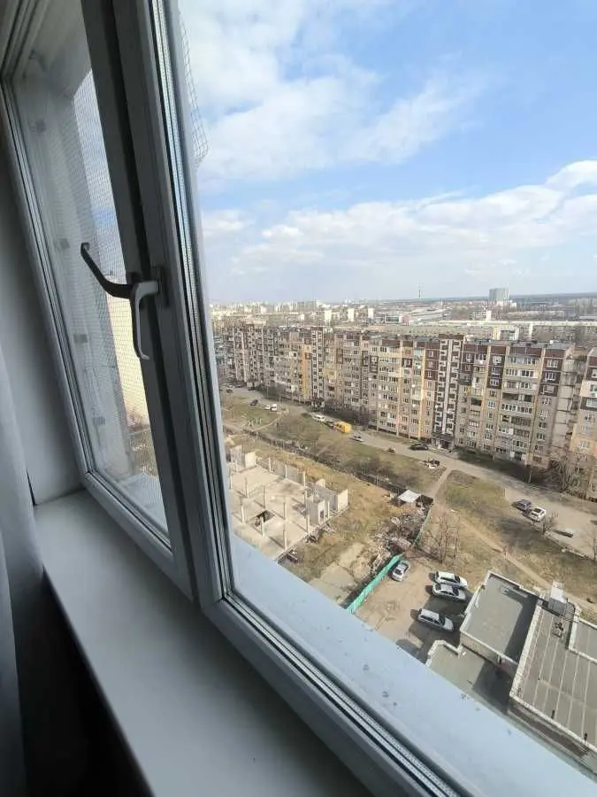 Фото Продаю 2 кімнатну квартиру, 59 кв. м, Райдужна вул. 35 Київ, ціна: 53000 USD, код 6109