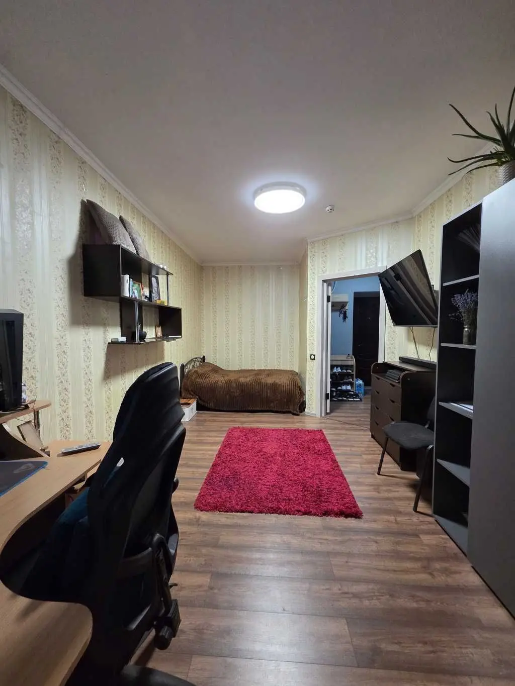 Фото Продаю 1 кімнатну квартиру, 40 кв. м, Богдана Хмельницького бульв. 10 Буча, ціна: 62000 USD, код 6123