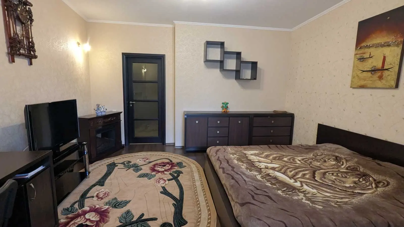 Фото Продаю 1 кімнатну квартиру, 60 кв. м, Урлівська вул. 11/44 Київ, ціна: 118000 USD, код 6124