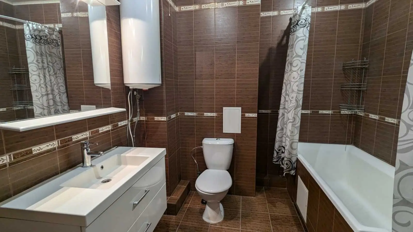 Фото Продаю 1 кімнатну квартиру, 60 кв. м, Урлівська вул. 11/44 Київ, ціна: 118000 USD, код 6124
