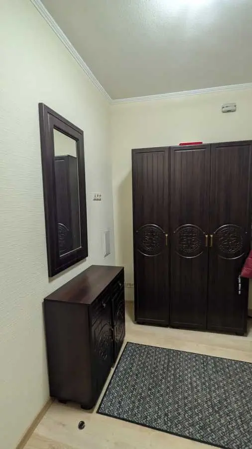Фото Продаю 1 кімнатну квартиру, 60 кв. м, Урлівська вул. 11/44 Київ, ціна: 118000 USD, код 6124