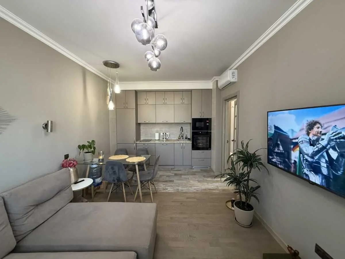 Фото Продаю 1 кімнатну квартиру, 41 кв. м, Драгоманова вул. 10 Київ, ціна: 105000 USD, код 6125