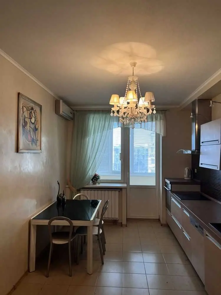 Фото Selling a 4-room apartment, 152 sq.m., Heroiv Stalinhrada Avenue 4 Kyiv, price: 350000 USD, code 6129