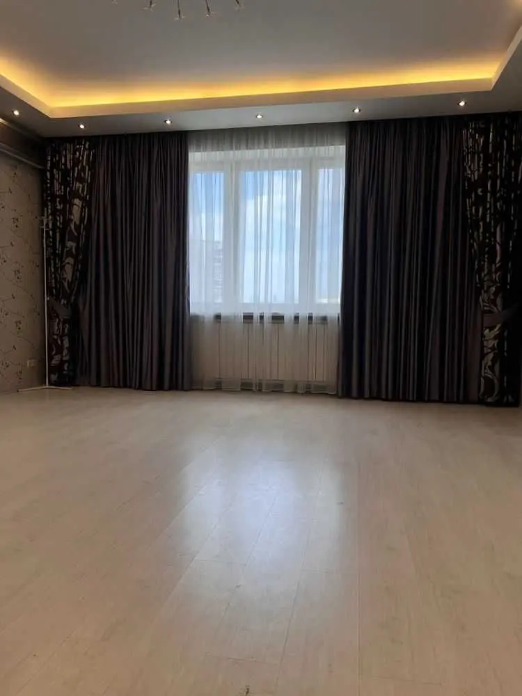 Фото Selling a 4-room apartment, 152 sq.m., Heroiv Stalinhrada Avenue 4 Kyiv, price: 350000 USD, code 6129