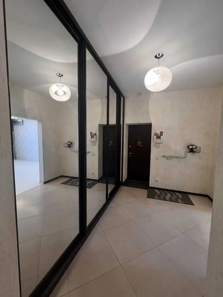 Фото Selling a 4-room apartment, 152 sq.m., Heroiv Stalinhrada Avenue 4 Kyiv, price: 350000 USD, code 6129