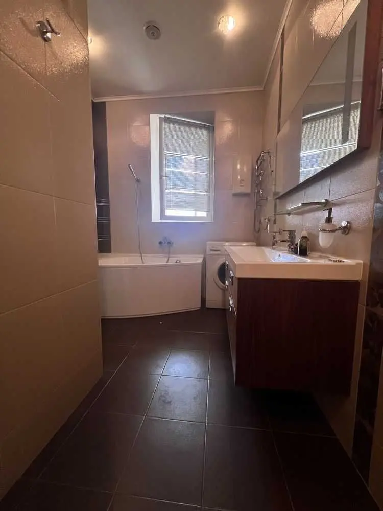 Фото Selling a 4-room apartment, 152 sq.m., Heroiv Stalinhrada Avenue 4 Kyiv, price: 350000 USD, code 6129