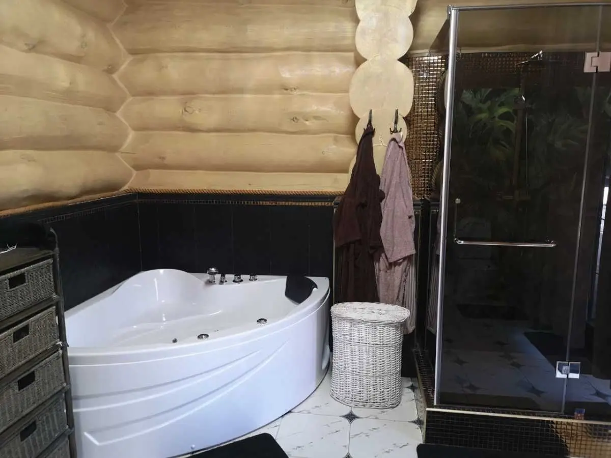 Фото Selling a house, 350 sq.m., Starokyivska Street  Kozyn, price: 555555 USD, code 6138