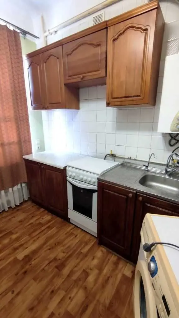 Фото Продаю 1 кімнатну квартиру, 30 кв. м, Дмитра Яворницького просп.  Дніпро, ціна: 38000 USD, код 6140