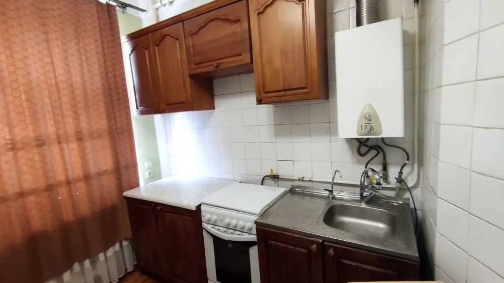 Фото Продаю 1 кімнатну квартиру, 30 кв. м, Дмитра Яворницького просп.  Дніпро, ціна: 38000 USD, код 6140