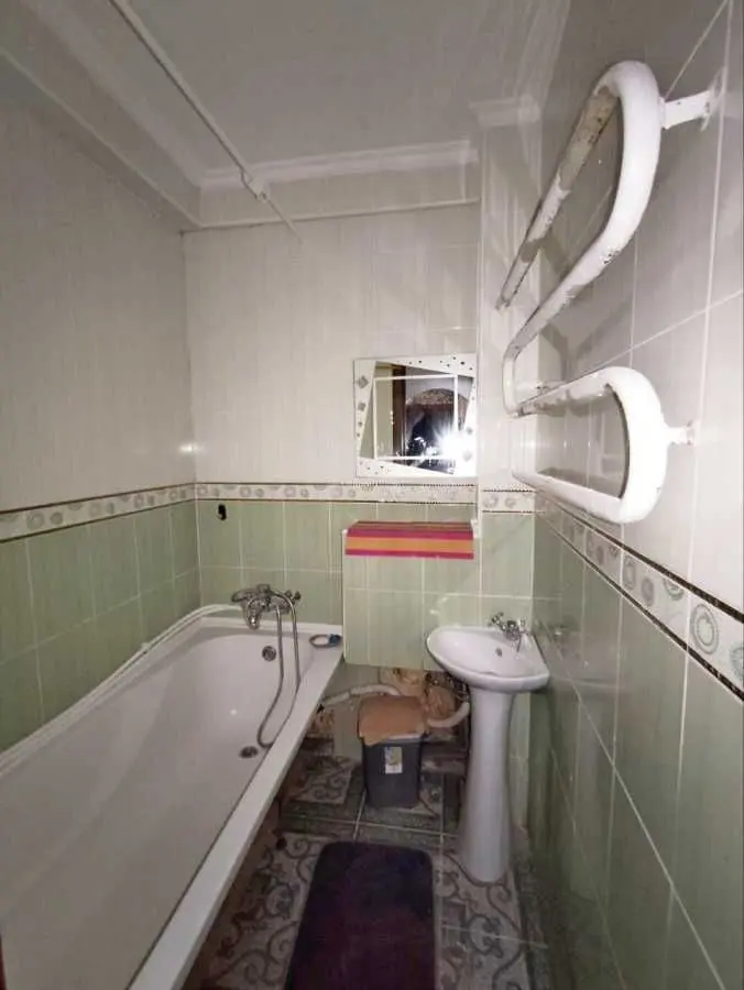 Фото Продаю 2 кімнатну квартиру, 45 кв. м, Ушинського вул. 5 Київ, ціна: 57000 USD, код 6146