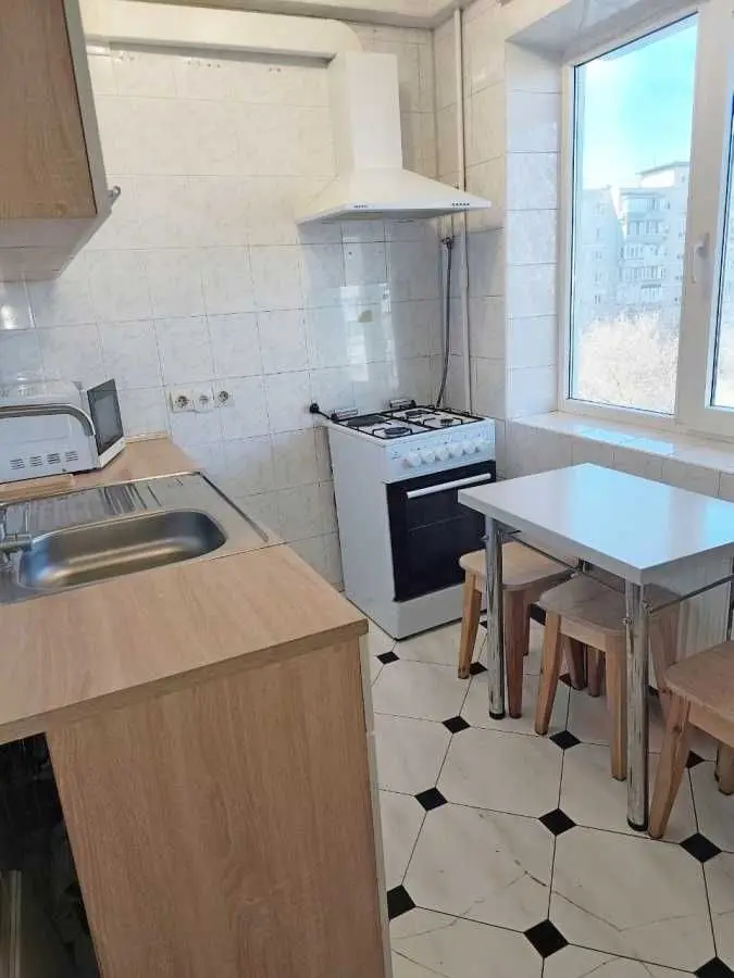 Фото Продаю 3 кімнатну квартиру, 63 кв. м, Плєханова вул. 4а Київ, ціна: 75000 USD, код 6152