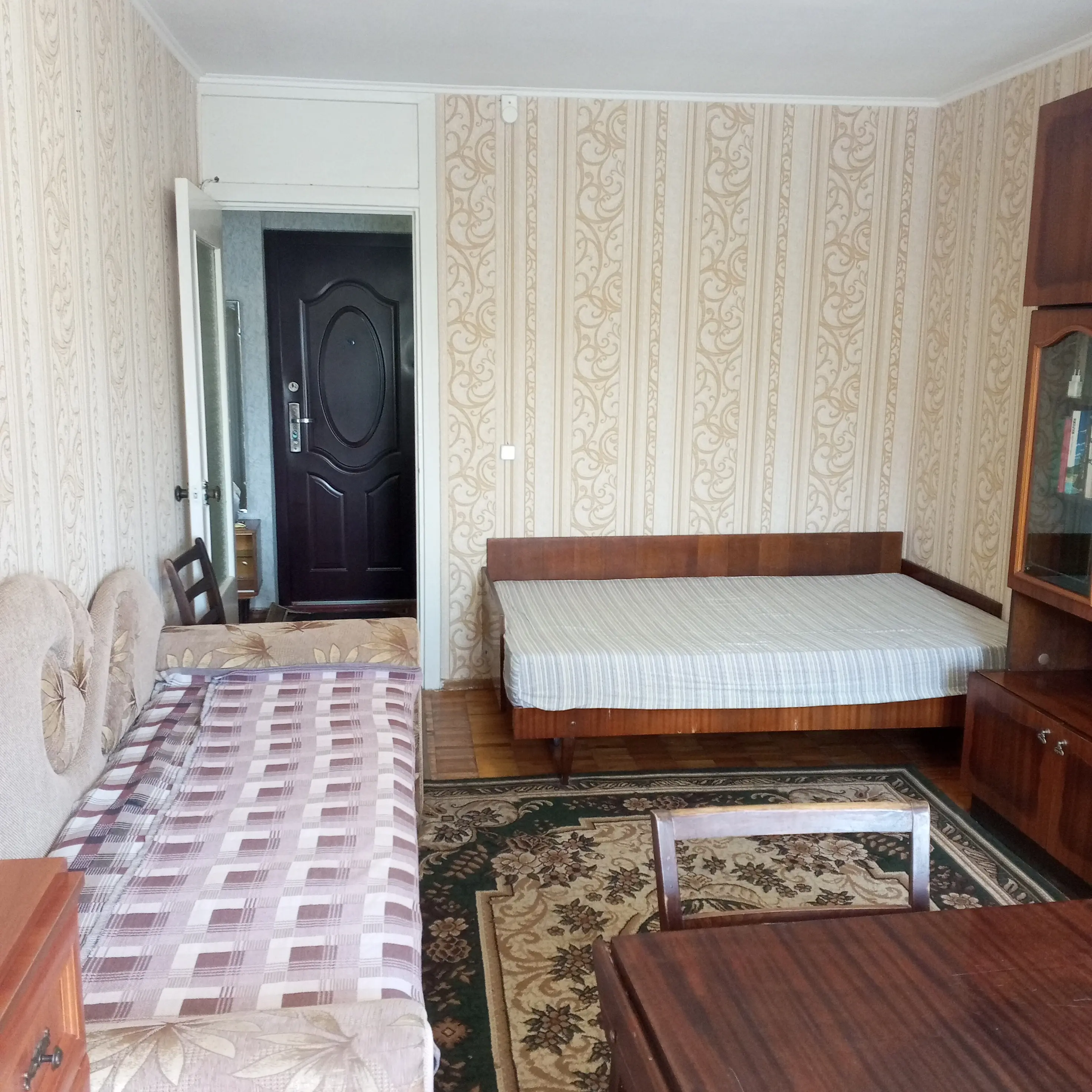 Фото Зняти 1 кімнатну квартиру, Свободи просп. 30а Київ в довгострокову оренду, ціна: 9000 UAH, код 6159