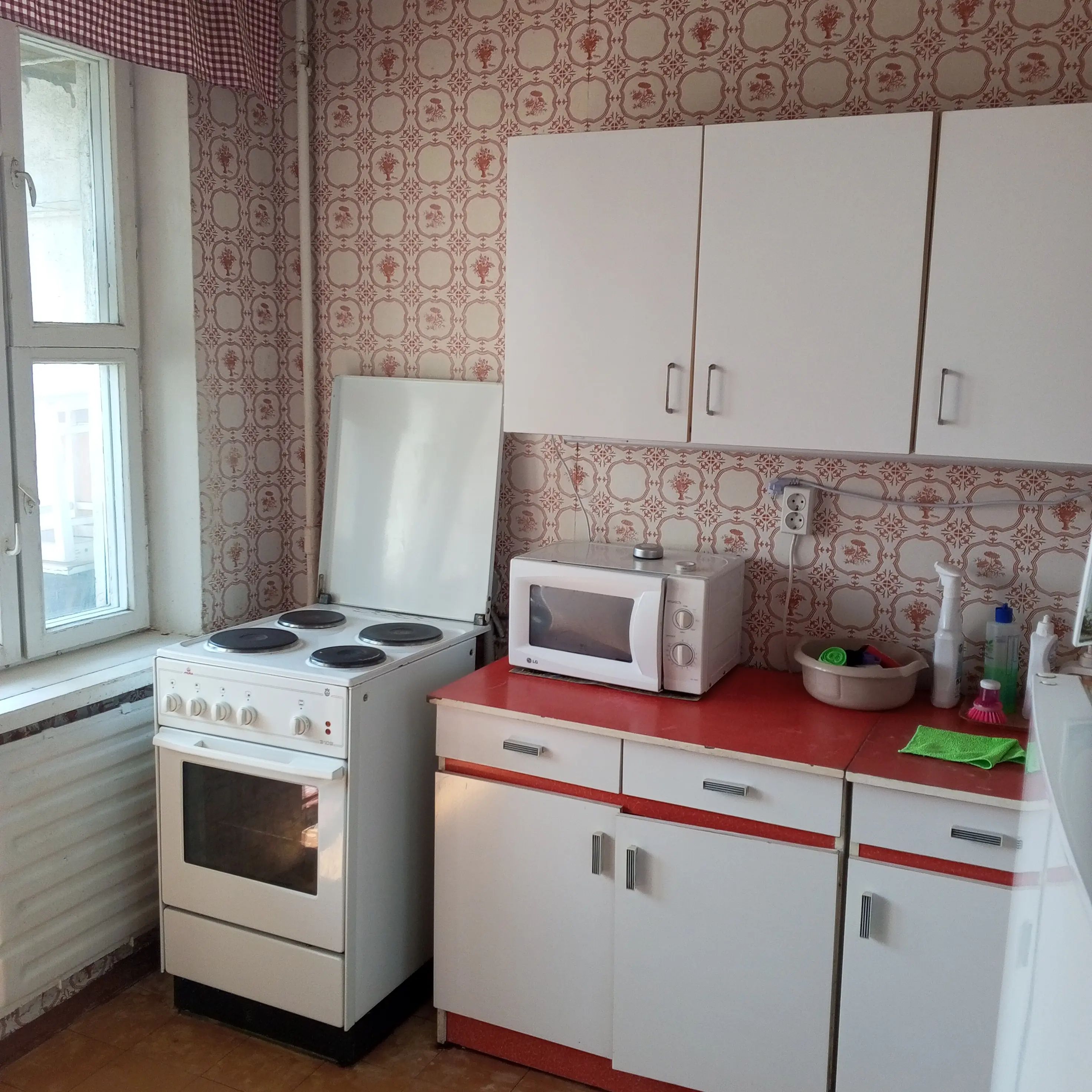 Фото Зняти 1 кімнатну квартиру, Свободи просп. 30а Київ в довгострокову оренду, ціна: 9000 UAH, код 6159