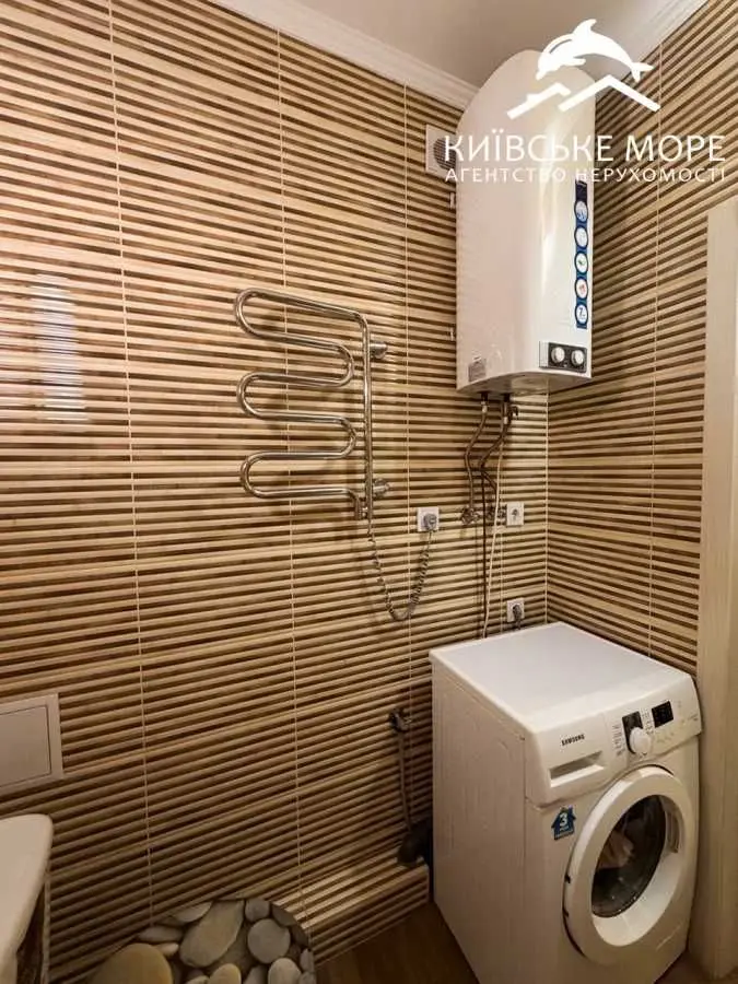 Фото Продаю 3 кімнатну квартиру, 43 кв. м, Воскресенська вул. 16А Київ, ціна: 100000 USD, код 6165
