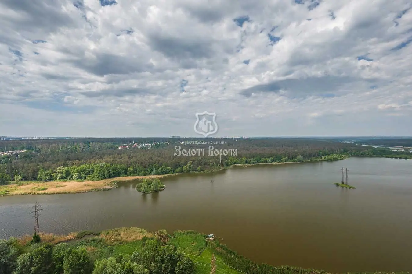 Фото Продаю 4 кімнатну квартиру, 190.6 кв. м, Миколи Ушакова вул.  Київ, ціна: 150000 USD, код 6166